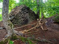 Dřevěné zátarasy moc nebrání