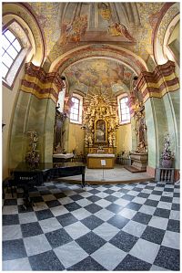 Kaple sv. Jana Nepomuckého v klášterním kostele