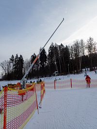 Zasněžuje se i sprchou