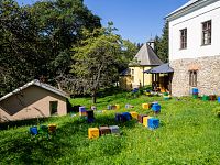 Výzkumný ústav včelařský (a kaple)