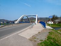 Trošku starší fotky, když byl most novější (duben 2013)