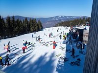 U horní stanice lanovky s rozhlednou
