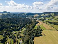 K Mladkovu a Orlickým horám