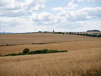 Směr ke vrchu Strážná