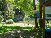 Zatopený lom