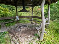 Posezení s ohništěm