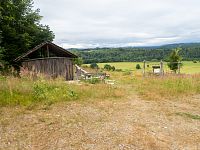 Přístřešek u zastávky 1