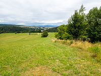 Obzor k Jeseníkům poněkdu zatažený