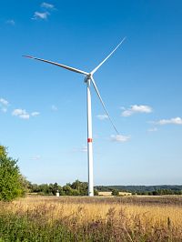 Po cestě od Jahodnice je nejblíže