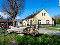 Nedvězí – Pod Lipami (hospůdka jako malovaná)