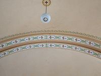 Šablony na klenebních pásech