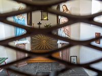 Přes mřížku se dá něco vidět