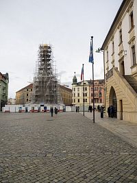 Takto bude ještě sloup nějakou dobu