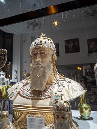 Sv. Štěpán z porcelánu