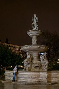 Budapest – Erszébet tér • Danubius-kút (Danubiova fontána)