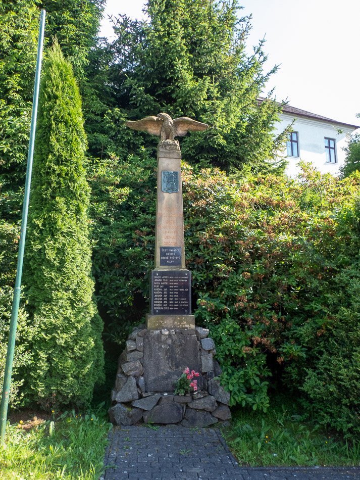 Jedlí • Válečný pomník