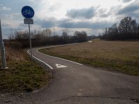 Cyklostezka na kraji Třeštiny