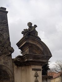 Ten by měl být původní