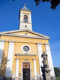 Průčelí kostela sv. Martina z Tours