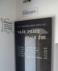 Zvěčnělí členové spolku