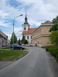 Náves v Dědicích