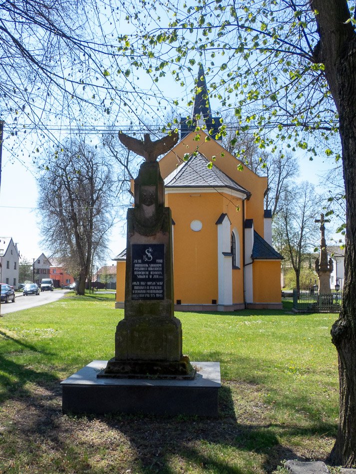 Želechovice ~ Pomník Svobody