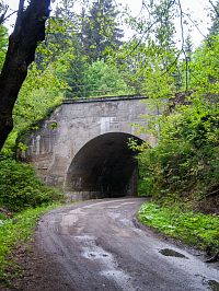 Pod viaduktem