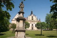Mnichovo Hradiště – kostel Tří králu a kaple sv. Anny