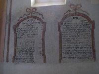 Liturgické texty na stěnách