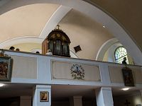 S požehnáním opravených varhan