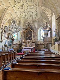 Nakonec i interiér celý