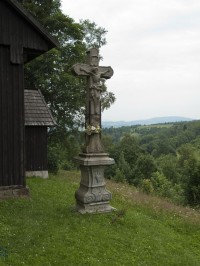 Kříž z r. 1733 ze zaniklé osady Czerwóny Strumień