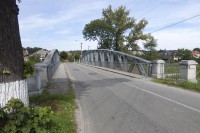 Most s vyznačenou částí pro cyklisty