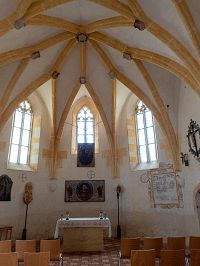 Novější interiér z r. 2025