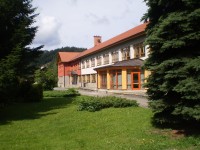 Velké Karlovice - základní škola
