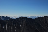 pohled na hory včetně Mt.Logan z hory Mount Decoli,Kluane national park,Yukon
