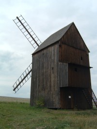 Větrný mlýn (u Bílovce)