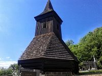 Dřevěná zvonice ve Vyskeři