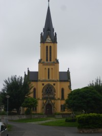 Kostel Narození Panny Marie v Libochovanech