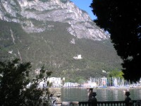 Riva del Garda, v pozadí bastion
