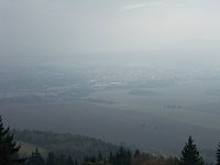 Zamlžený výhled z Popovského špičáku