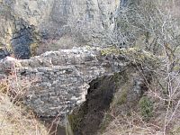 Pozůstatky hradu Veliš