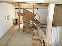 Hoslovice - středověký vodní mlýn