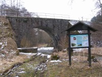 Viadukt trati Pňovany-Bezdružice u studánky Lásky