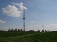 Celkový pohled na Předinu s telekomunikačním vysílačem