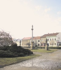 Mariánský sloup na náměstí v Kojetíně