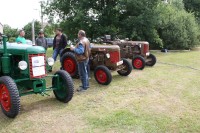 Traktory pana Václava Brožka při setkání Němčic v obci Němčice u Netolic