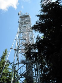 Telekomunikační věž s rozhlednou na Kraví hoře