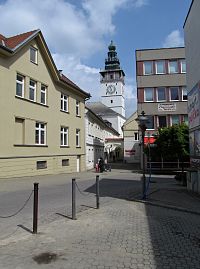 věž radnice z Radniční ulice