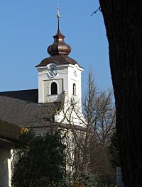 Lukov - kostel sv.Josefa zvenčí